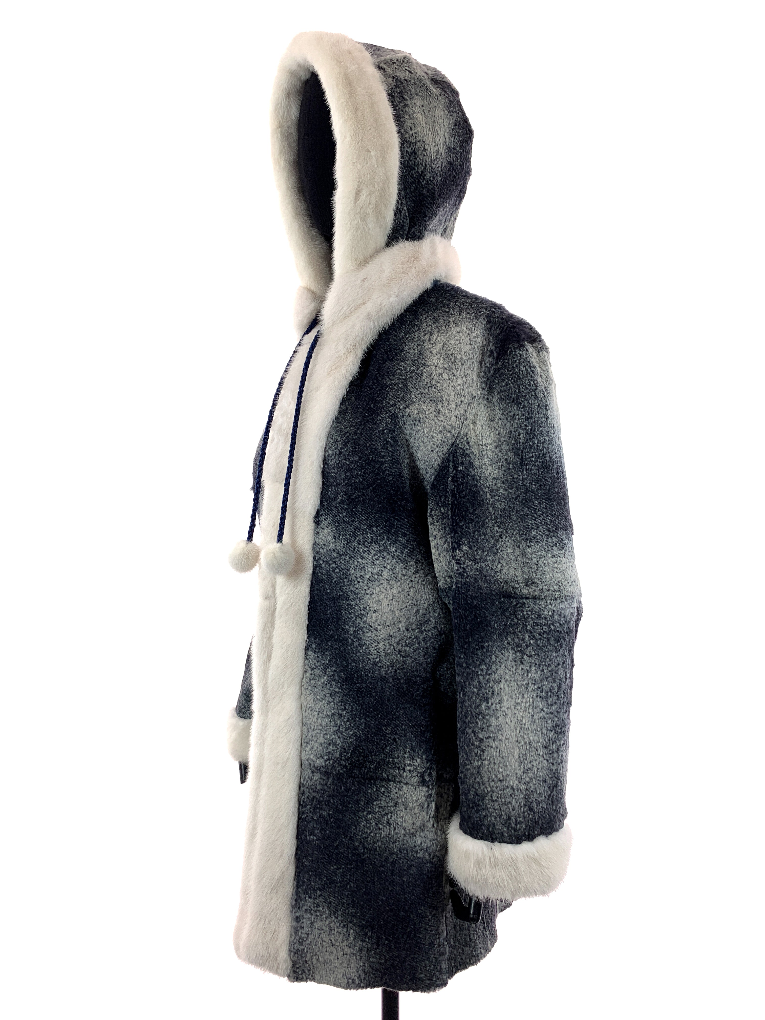 sheared-coney-side-two-with-hood-00107.jpg